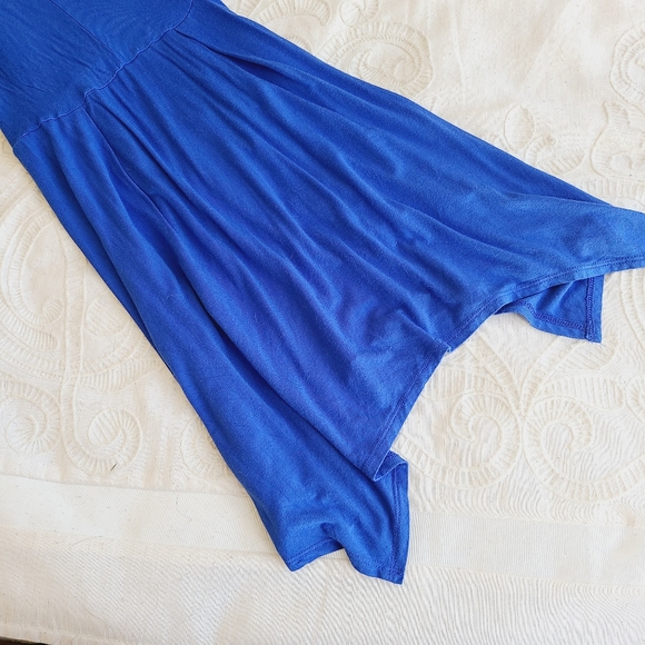 Keyhole Racerback Asymmetrical Dress - blue - S - Picture 6 of 9
